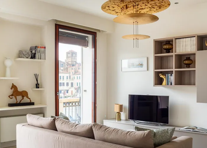 Grand Canal Luxury Apartment With Terrace R&R